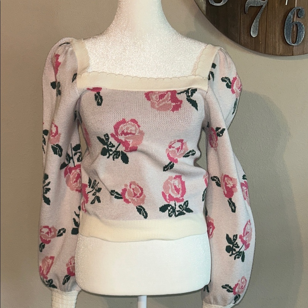 Floral Puff Sleeve Sweater